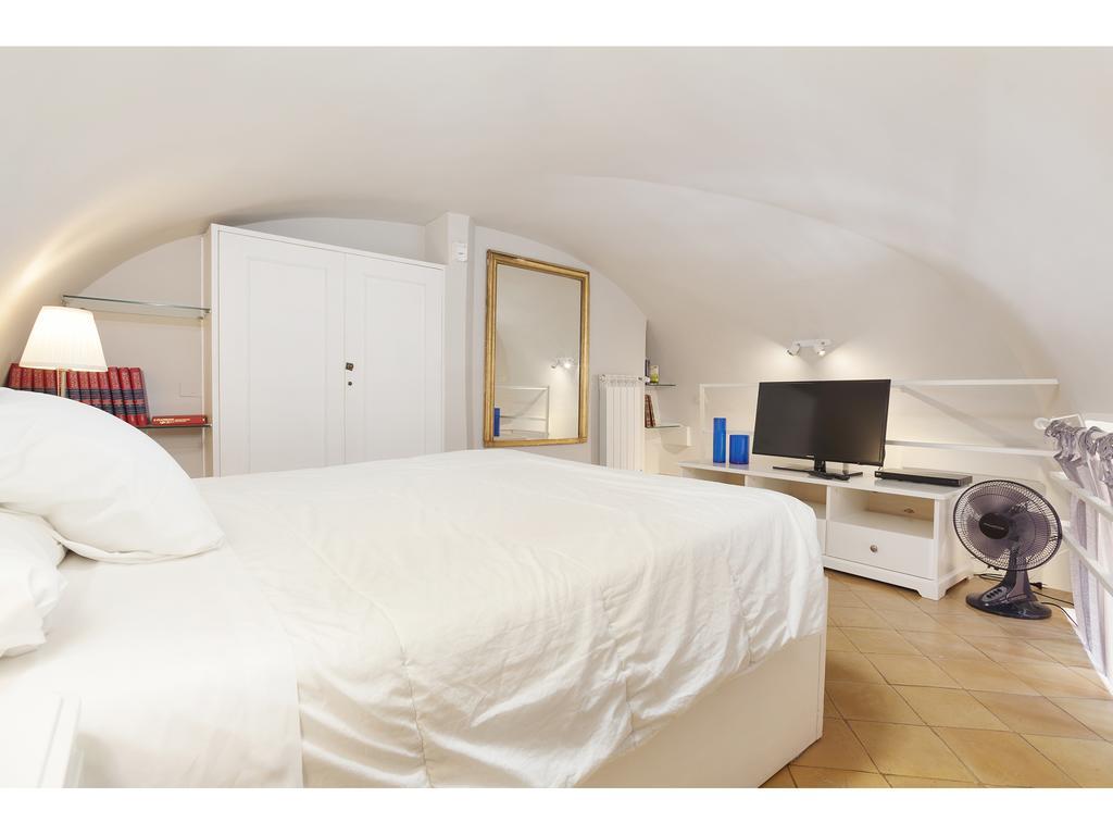 Apartment Via Giulia Рим Экстерьер фото